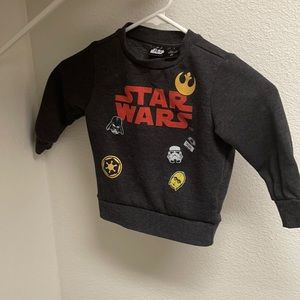 2 T boys Star Wars sweater, perfect condition